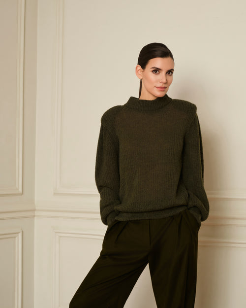 SUÉTER DE PUNTO CON CUELLO REDONDO VERDE