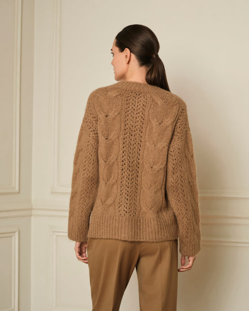 CÁRDIGAN DE PUNTO TRENZADO CAMEL