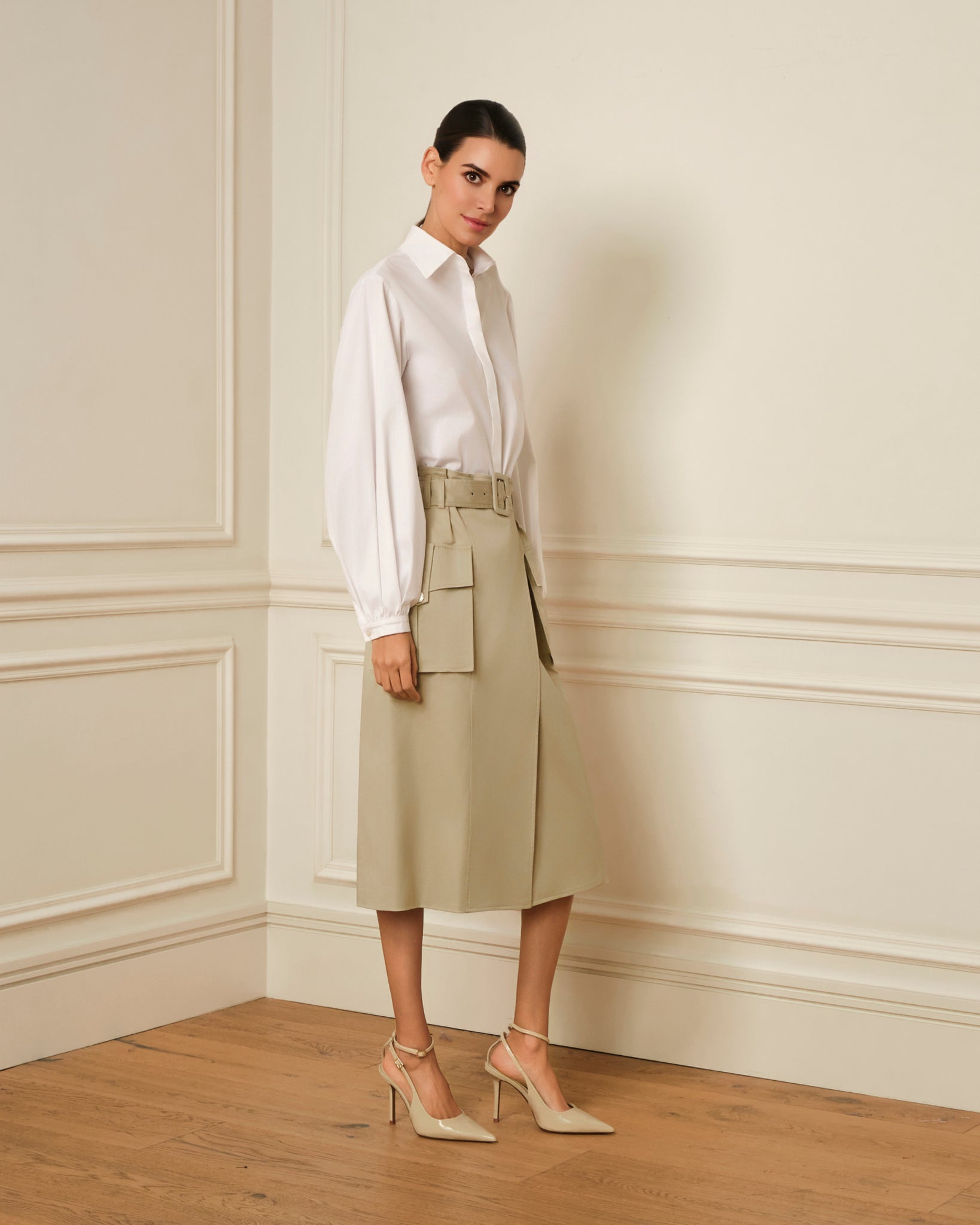 FALDA MIDI CARGO CON CINTURÓN