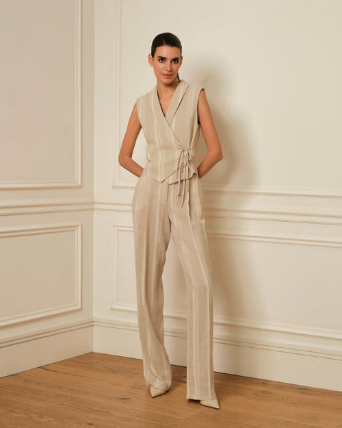 CHALECO CRUZADO DE RAYAS CRUDO