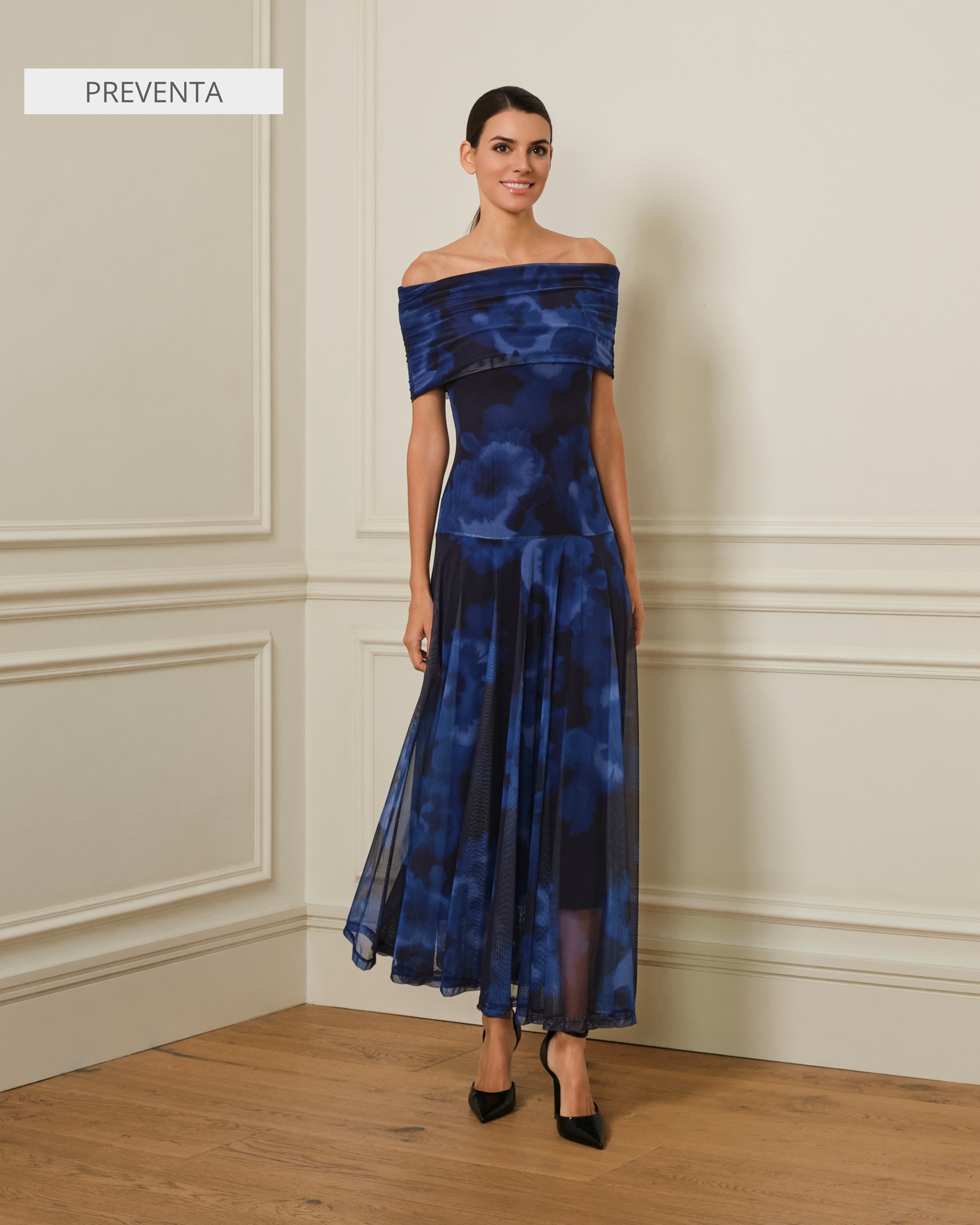 VESTIDO OFF SHOULDER DE TUL AZUL MARINO