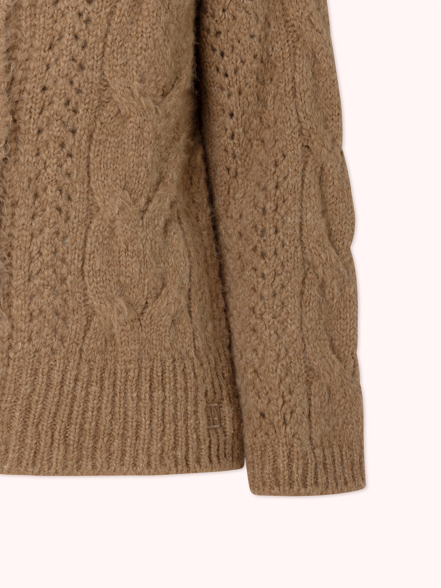 PRE-ORDER CÁRDIGAN DE PUNTO TRENZADO CAMEL