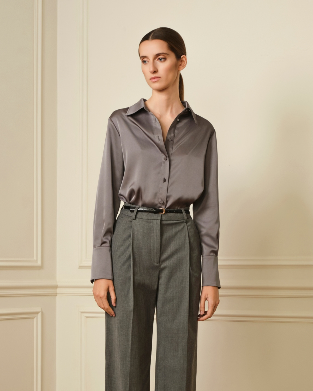 CAMISA SATINADA GRIS