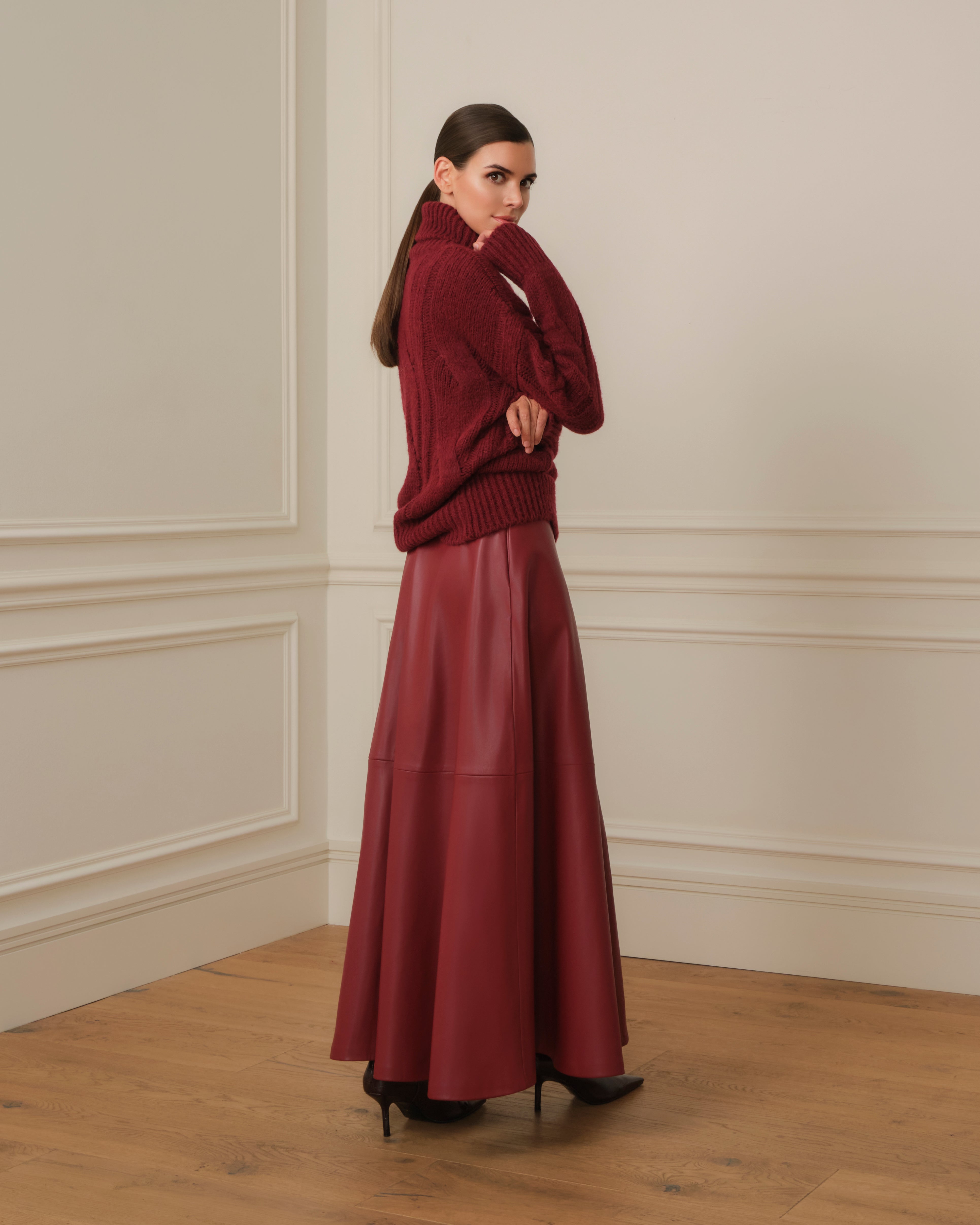 FALDA TOBILLERA EFECTO PIEL ROJO