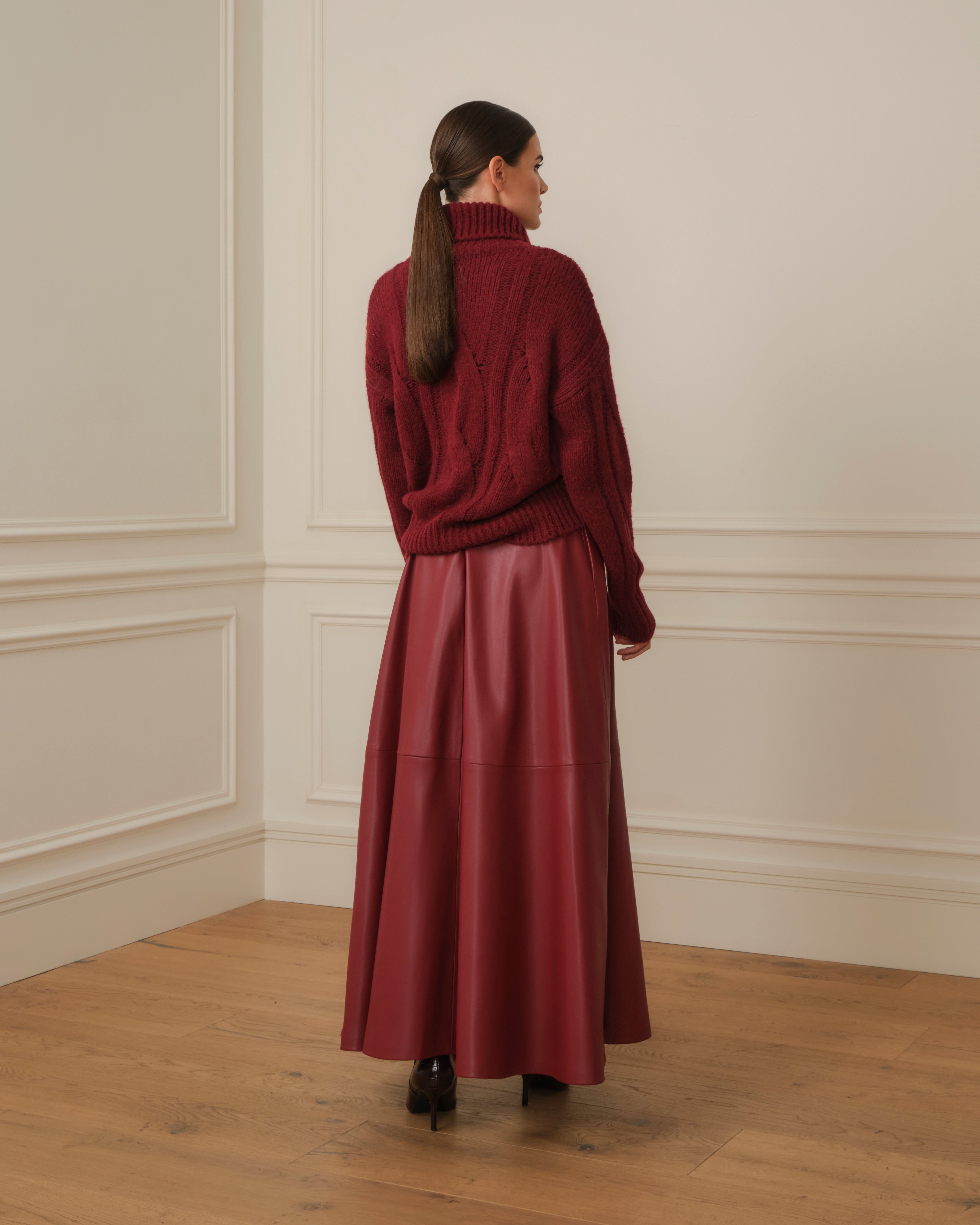 FALDA TOBILLERA EFECTO PIEL ROJO