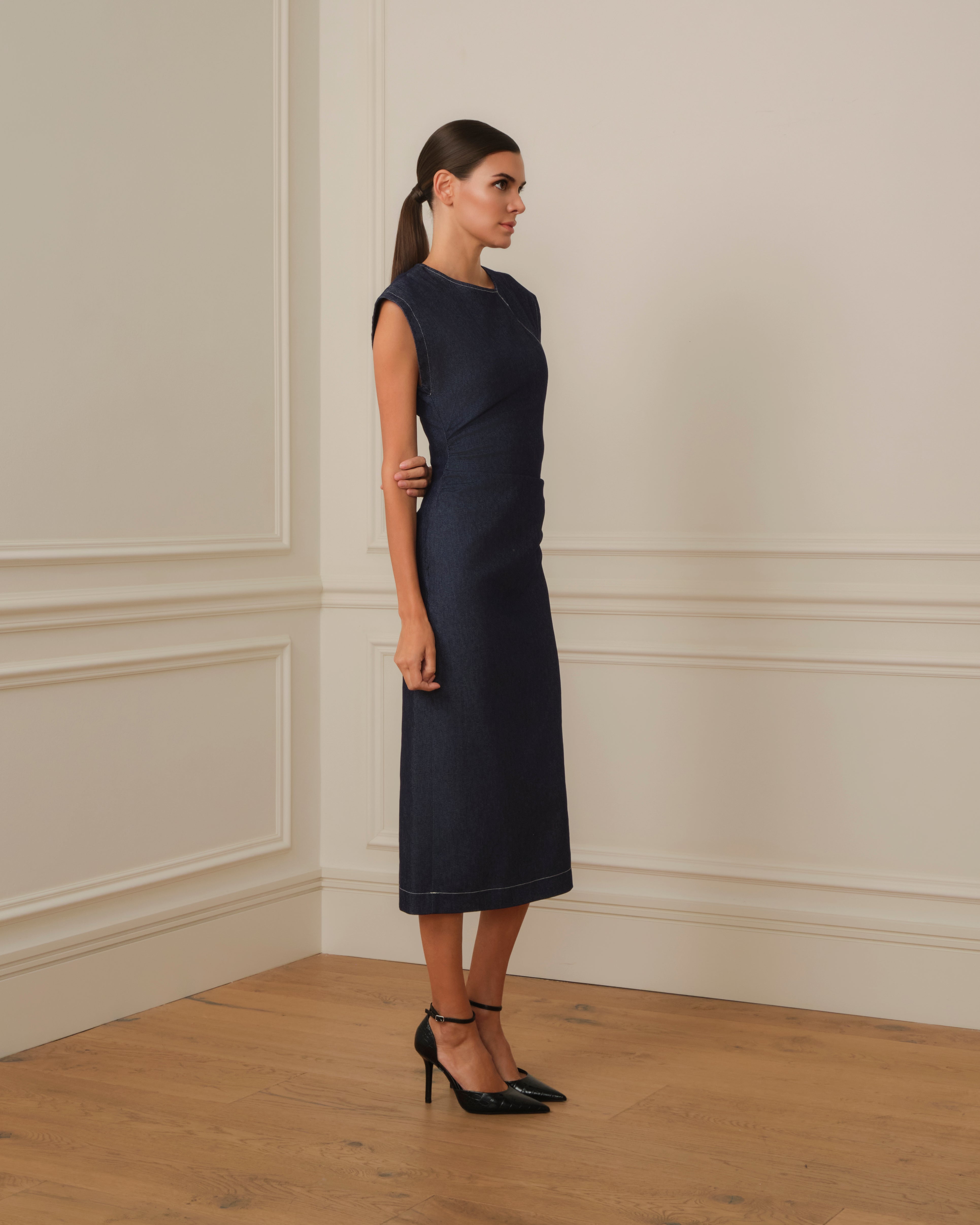 VESTIDO MIDI DRAPEADO DENIM