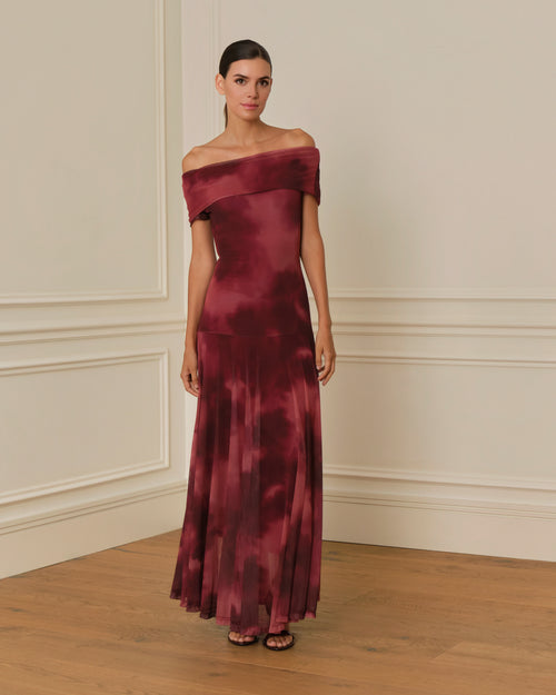 VESTIDO OFF SHOULDER DE TUL BURDEOS