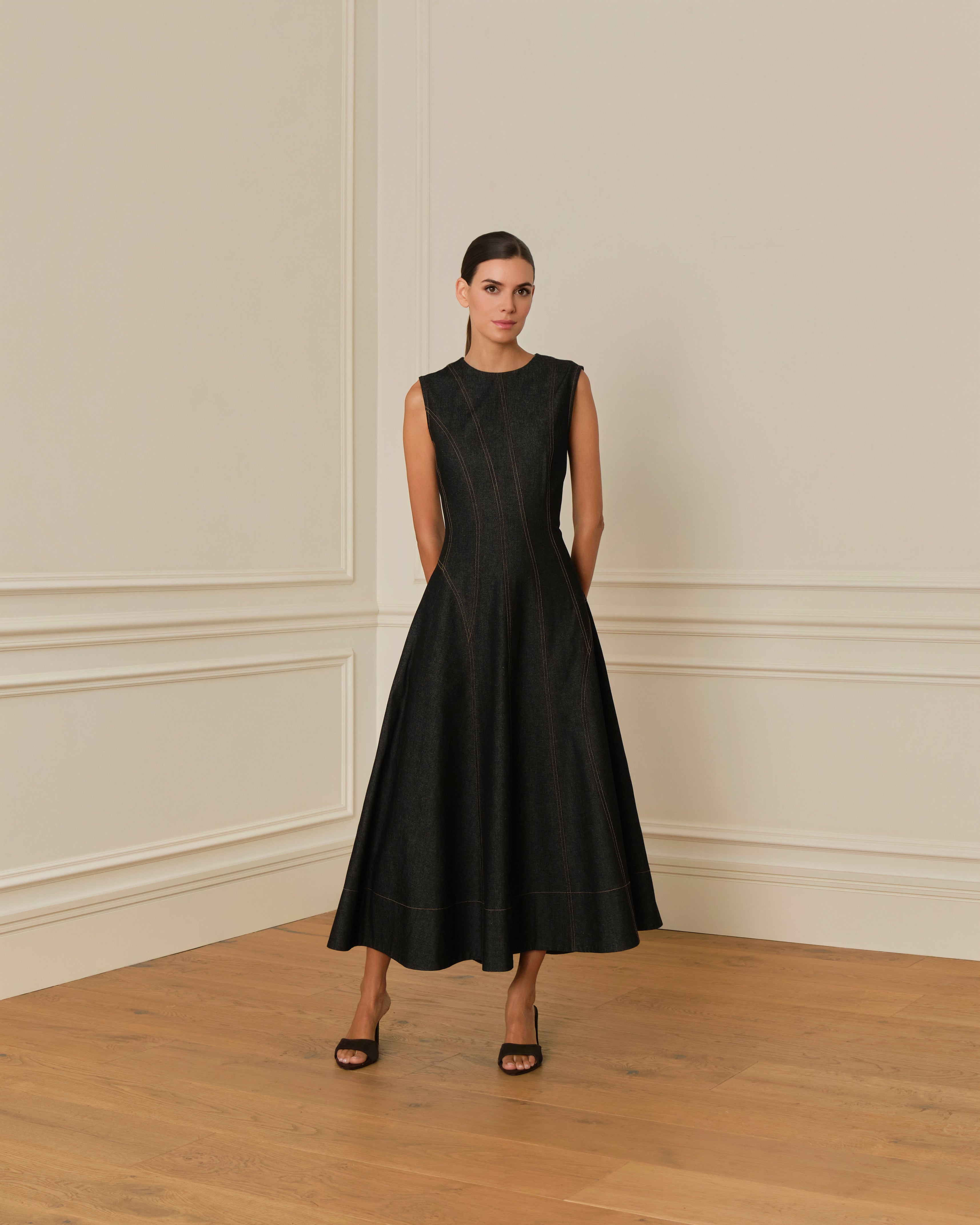 PRE-ORDER VESTIDO MIDI DENIM CON COSTURAS VISTAS