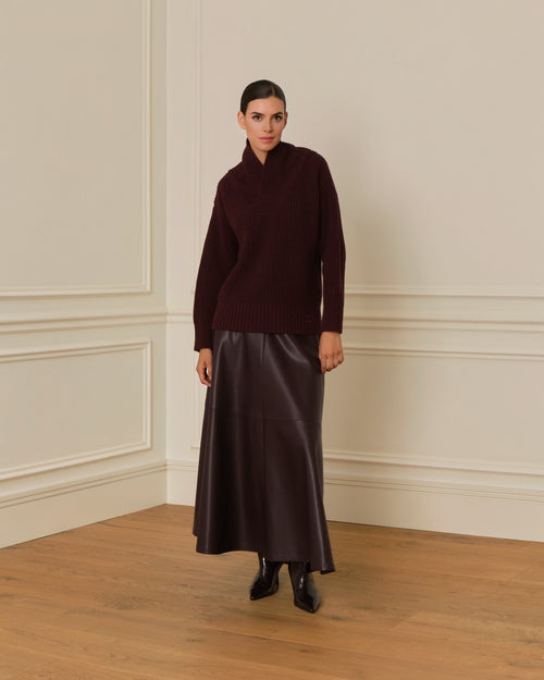 SUÉTER DE PUNTO CON CUELLO CHIMENEA GRANATE