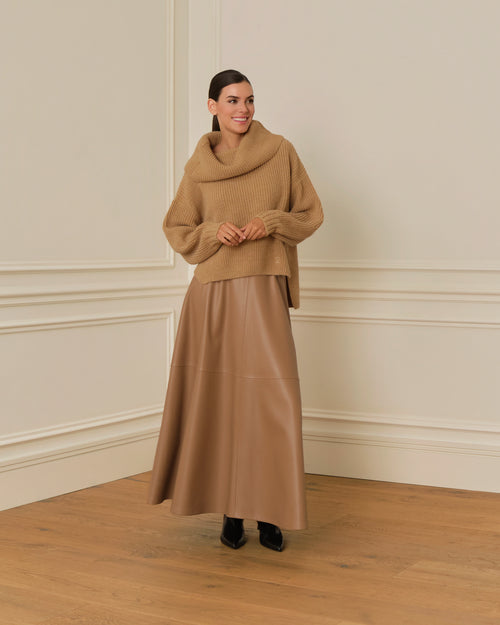 PRE-ORDER FALDA MIDI EFECTO PIEL CAMEL