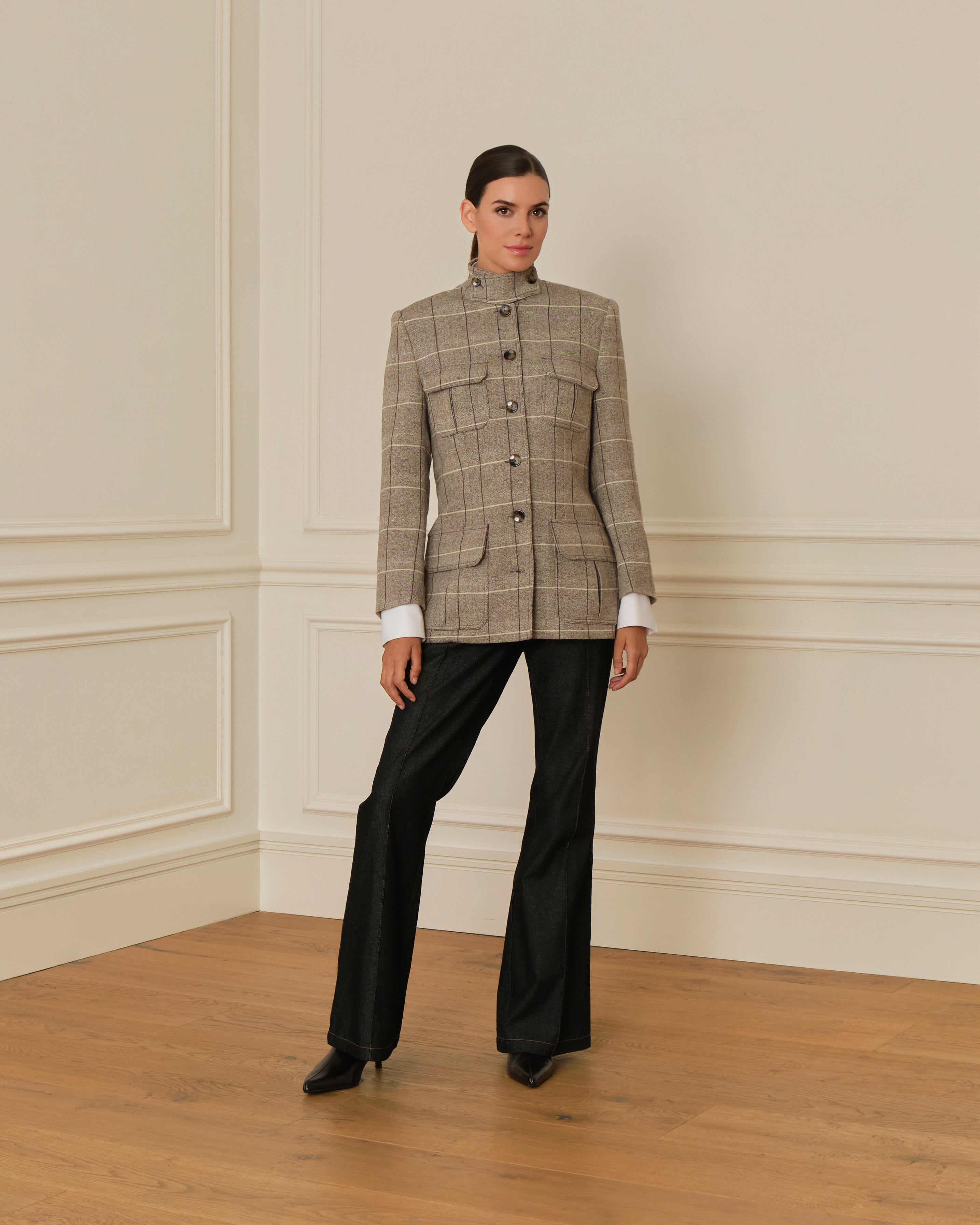 PRE-ORDER BLAZER DE LANA CON CUELLO PERKINS DE CUADROS