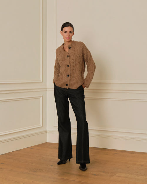 PRE-ORDER CÁRDIGAN DE PUNTO TRENZADO CAMEL