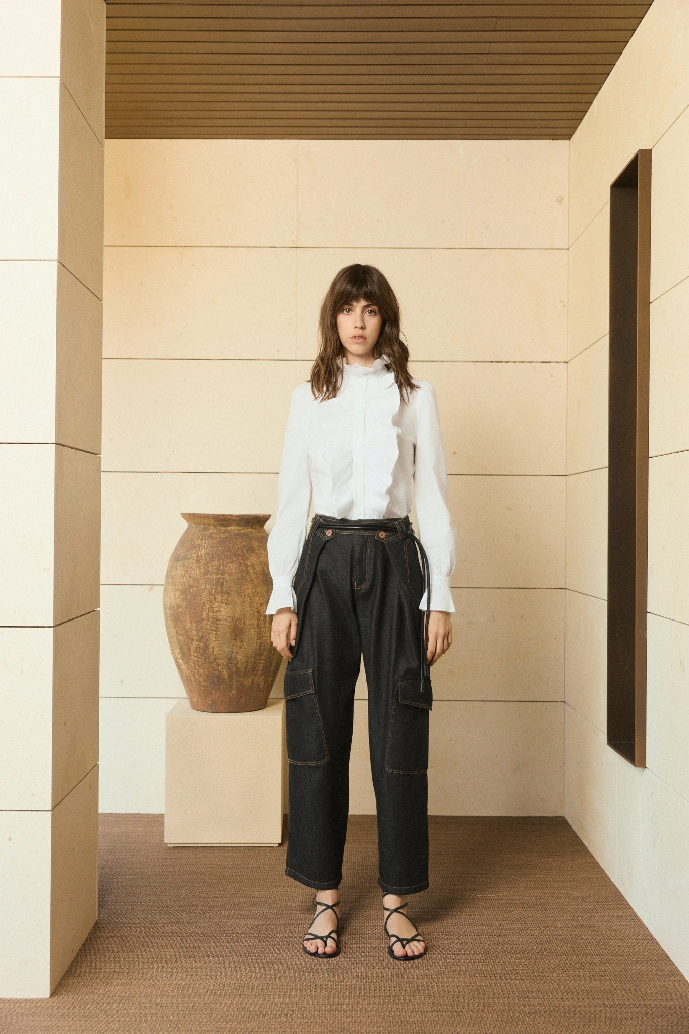 PANTALÓN DENIM NEGRO LEO - SEEIOU