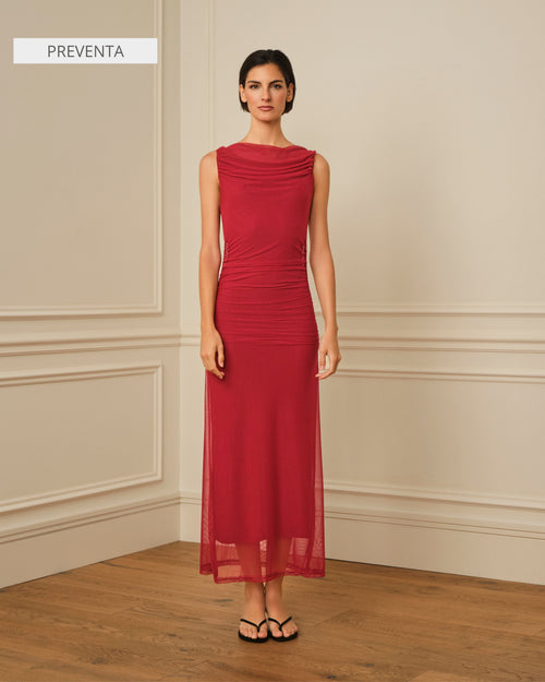 VESTIDO DE TUL CON ESCOTE DRAPEADO GRANATE